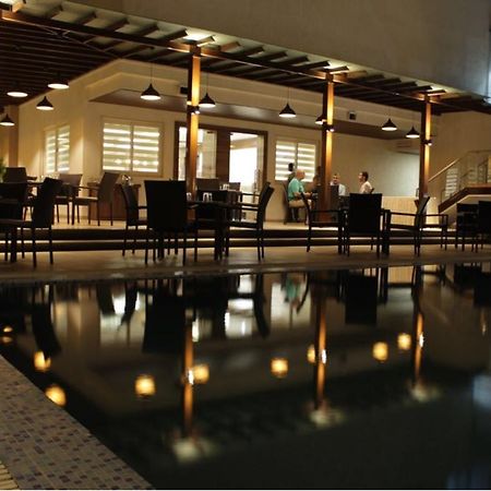Hotel Grand Rio Nashik Buitenkant foto