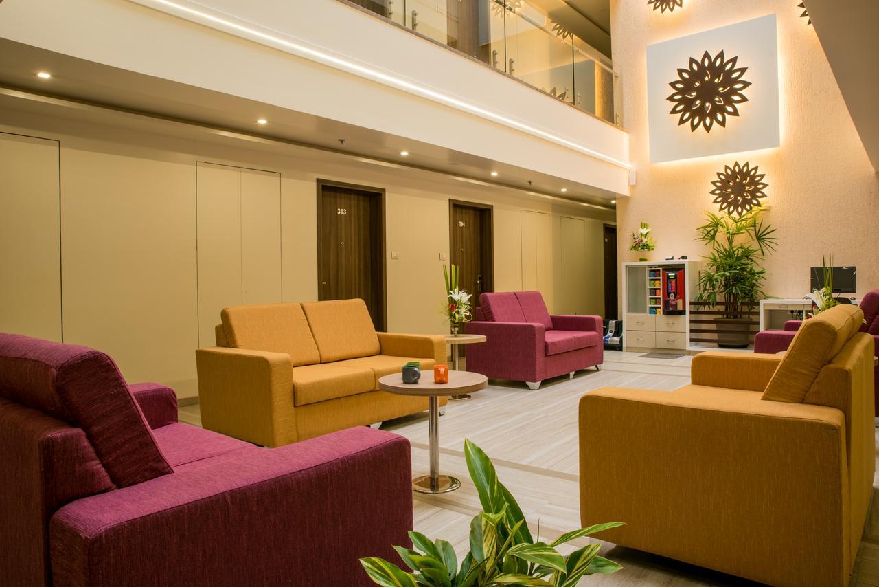 Hotel Grand Rio Nashik Buitenkant foto