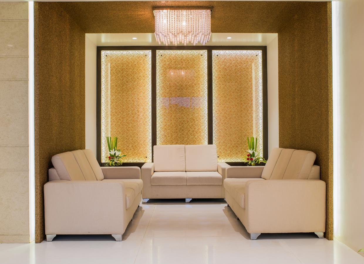 Hotel Grand Rio Nashik Buitenkant foto