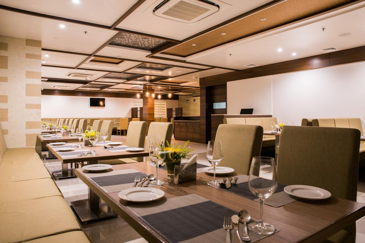 Hotel Grand Rio Nashik Buitenkant foto